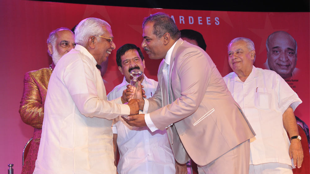 National Award for the Best Neurosurgeon.